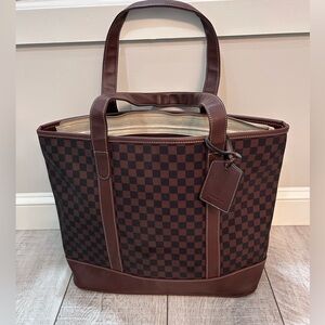 Perfect Condition / Never Used: Vintage Checkered Barrington Tote